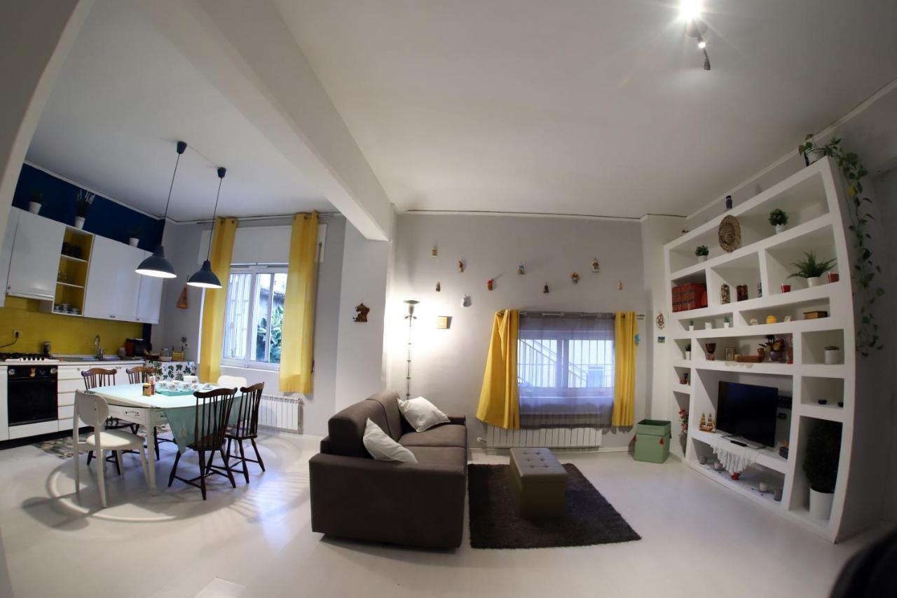 Casa Cesca Apartment Napoli Ngoại thất bức ảnh